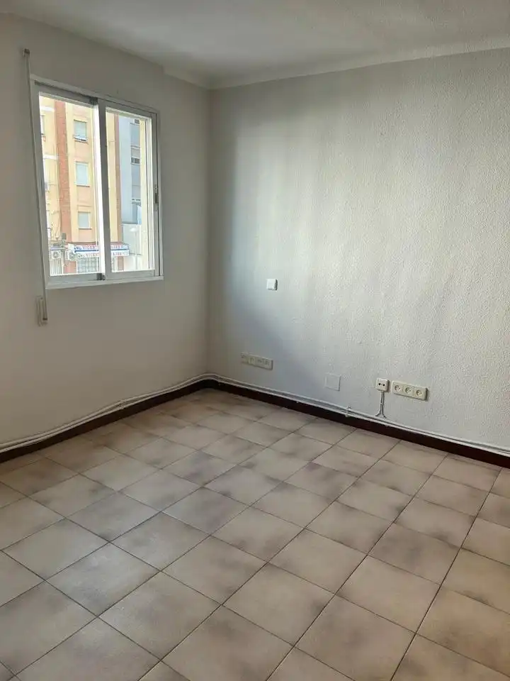 Habitación de Piso de alquiler en Madrid con Calefacción, Amueblado y Se aceptan mascotas