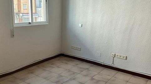 Foto 2 de Piso de alquiler en De María Teresa Sáenz de Heredia, Ventas, Madrid Capital