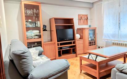 Living room of Flat for sale in Errenteria  with Heating, Parquet flooring and Furnished