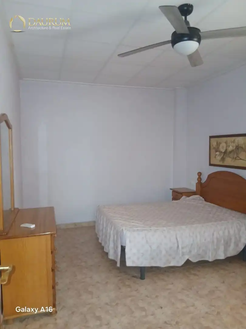 Dormitori de Casa o xalet en venda en Elche / Elx amb Aire condicionat, Terrassa i Traster