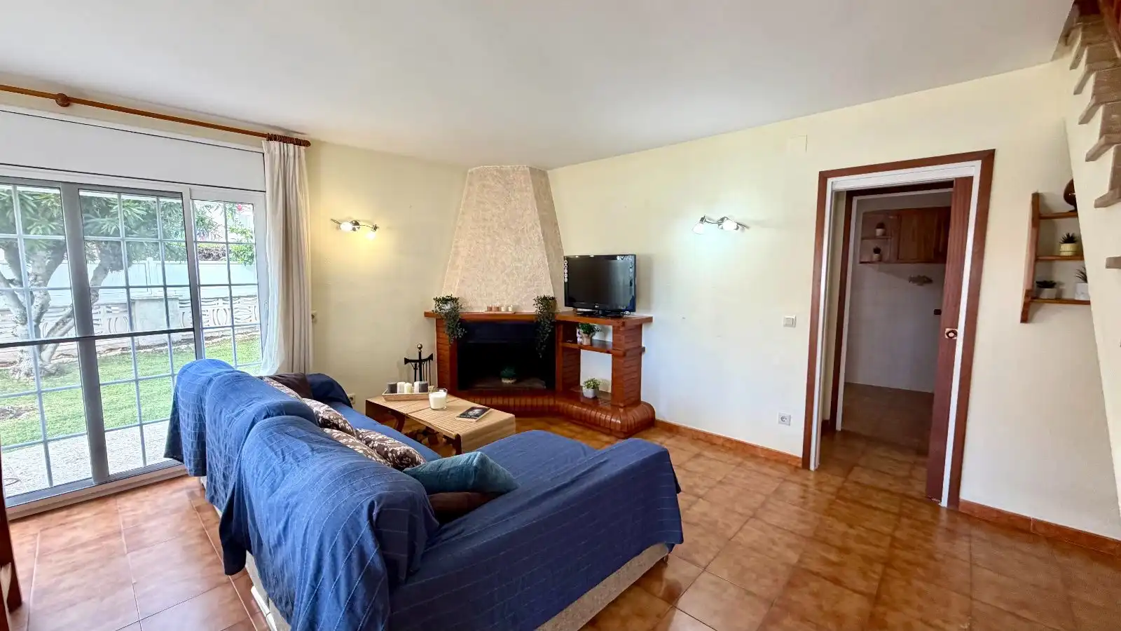 Sala de estar de Casa o chalet en venta en Cunit con Aire acondicionado, Calefacción y Jardín privado