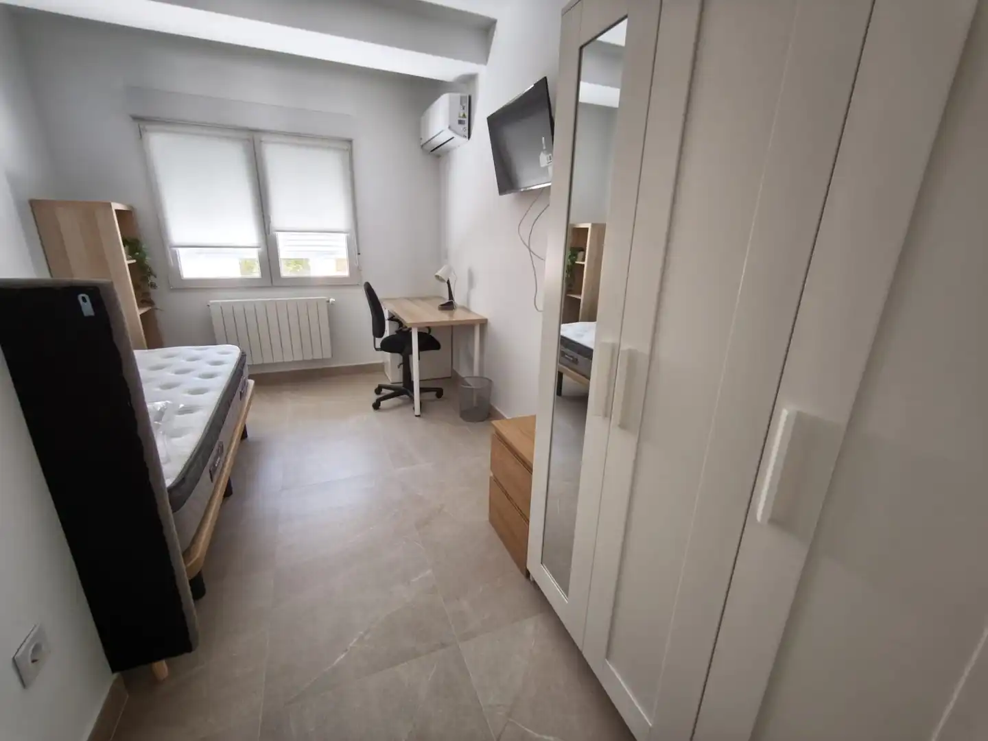 Habitación de Piso para compartir en San Pedro