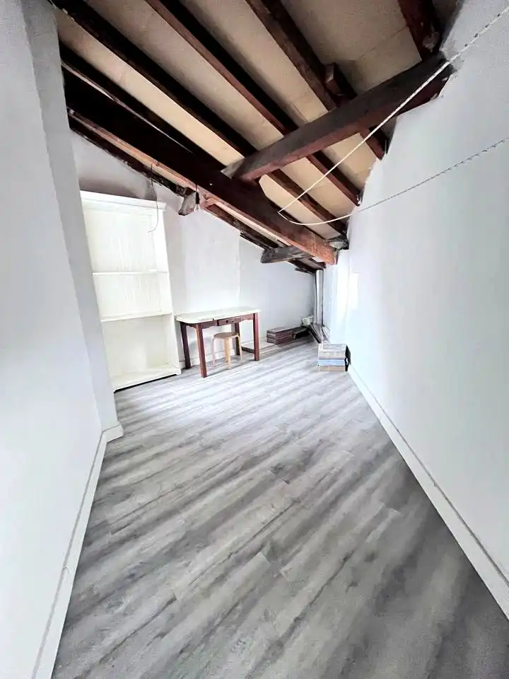 Habitación de Piso en venta en Vitoria - Gasteiz con Calefacción, Trastero y Amueblado