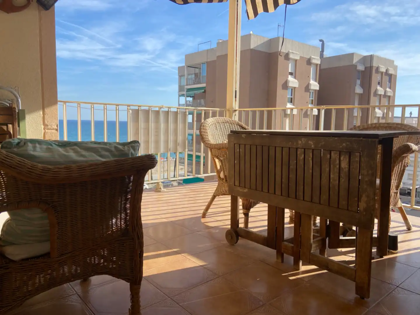 Terraza de Piso en venta en Calafell con Calefacción, Terraza y Amueblado