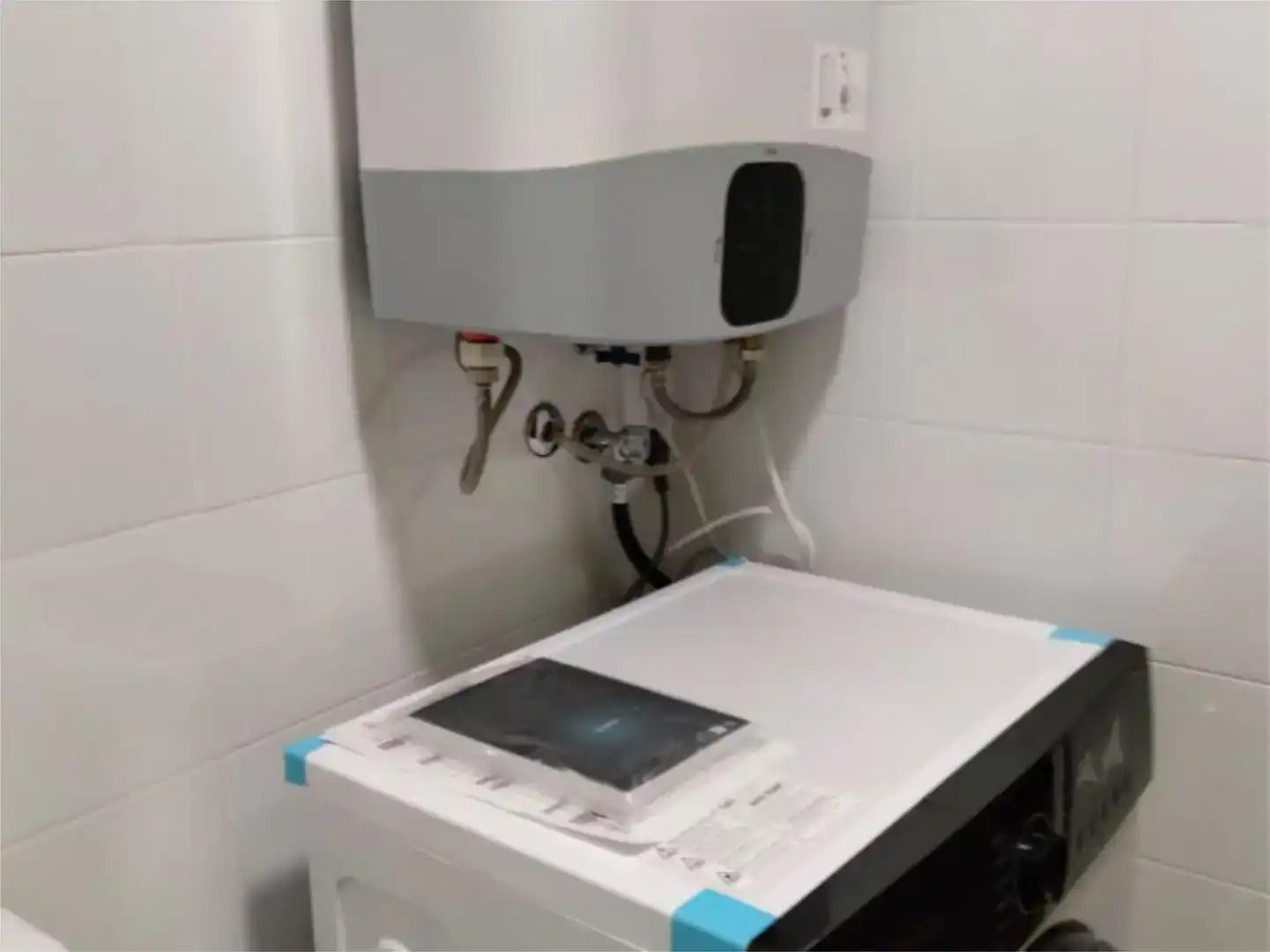 Baño de Piso de alquiler en Cabanas con Parquet, Amueblado y Horno