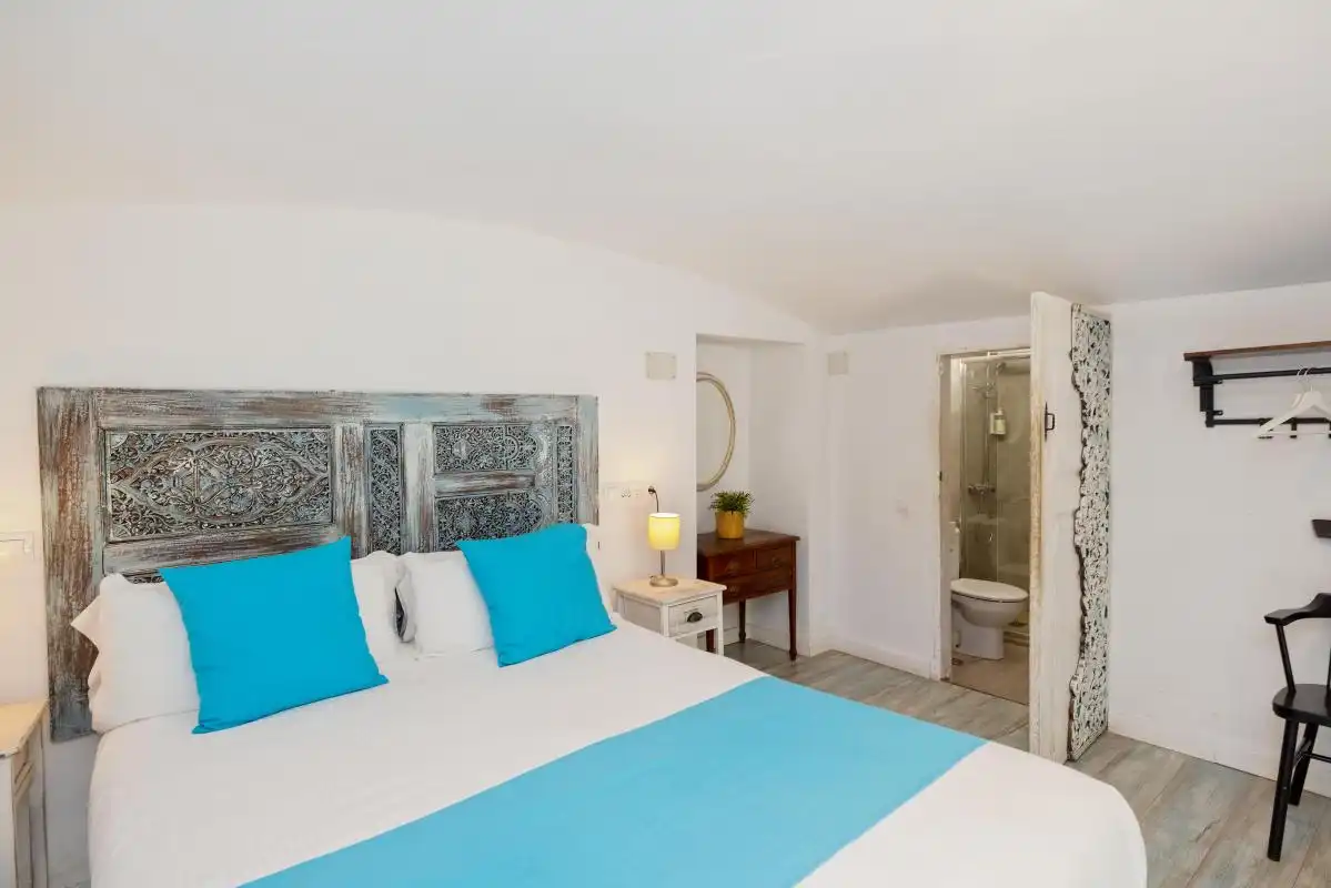 Habitación de Casa o chalet en venta en Torremolinos con Aire acondicionado, Calefacción y Jardín privado