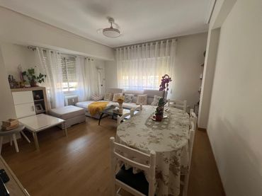 Piso con balcón en venta en Centro