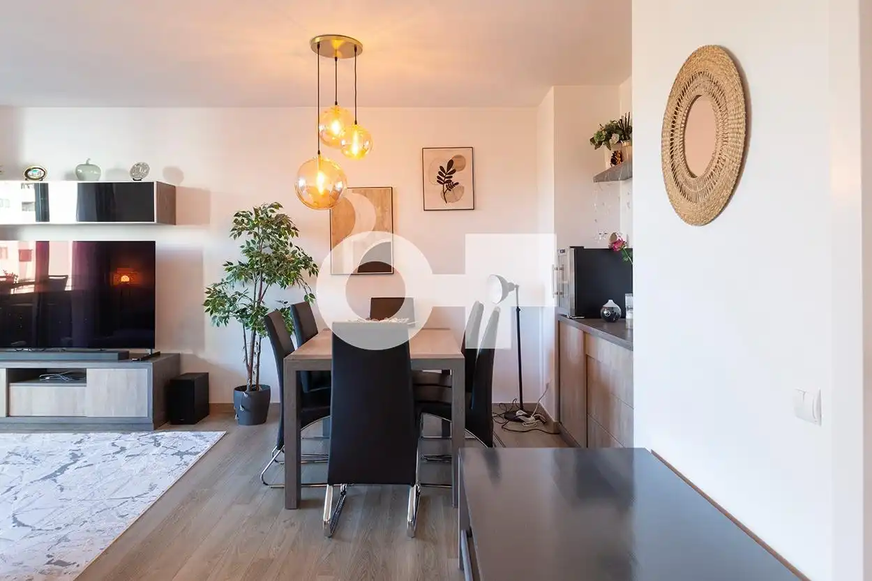 Comedor de Piso en venta en Barcelona con Aire acondicionado, Calefacción y Jardín privado