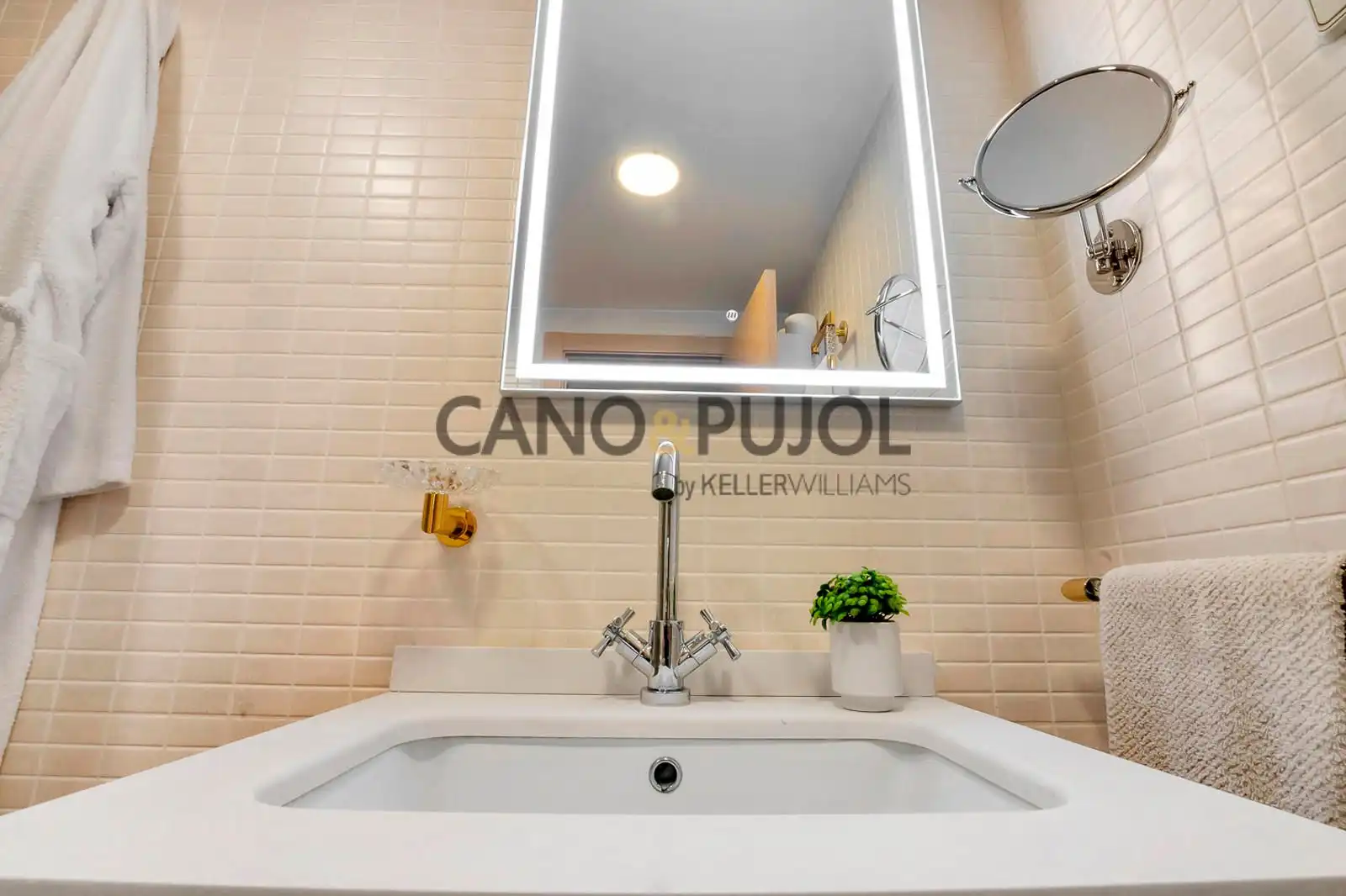 Baño de Piso en venta en Rubí con Aire acondicionado, Calefacción y Terraza