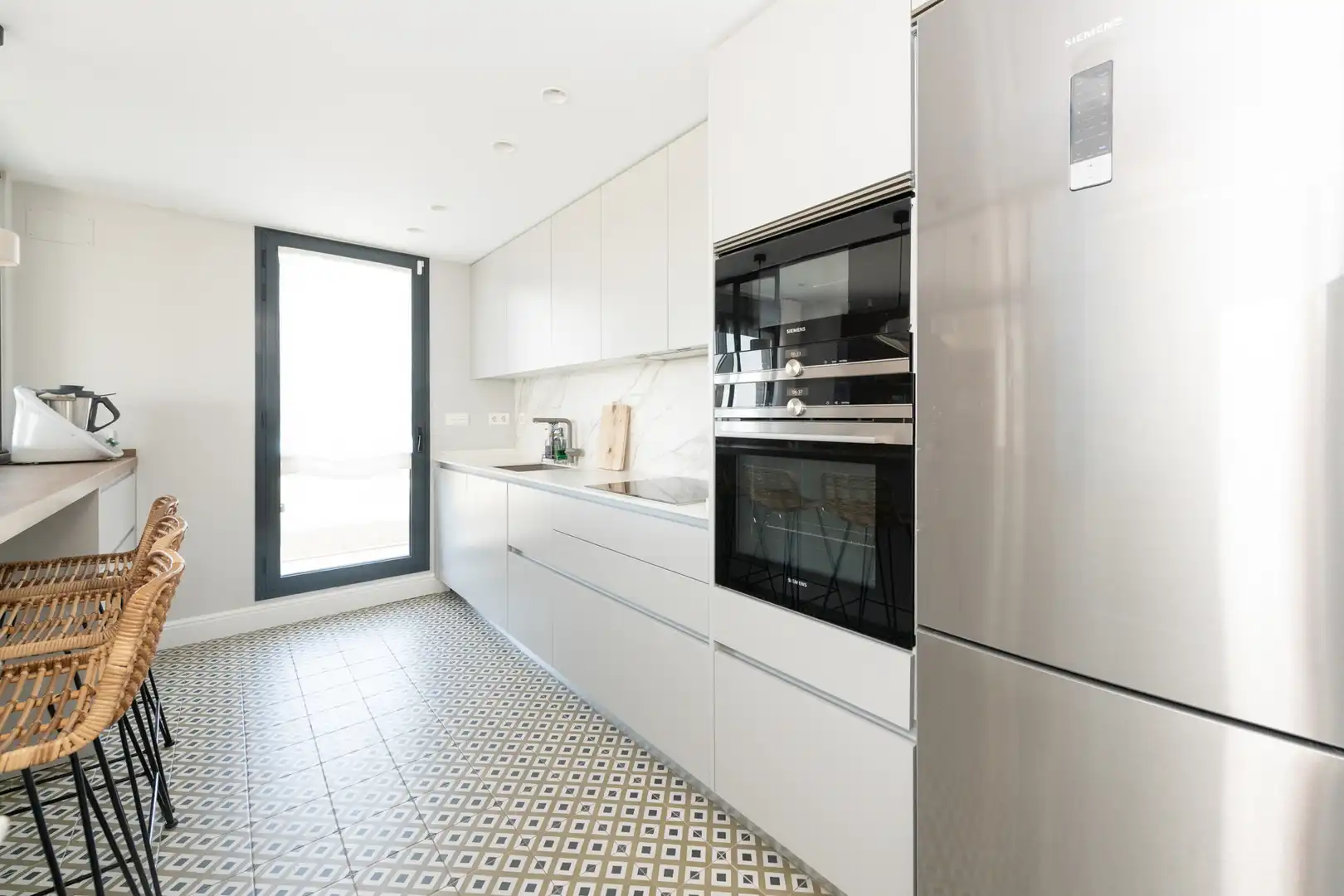 Kitchen of Flat for sale in Tres Cantos  with Air Conditioner, Heating and Terrace