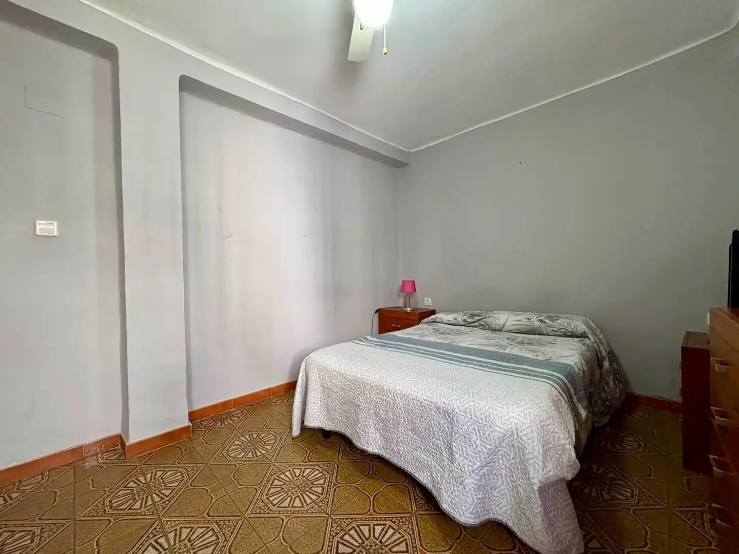 Habitación de Piso en venta en Málaga con Aire acondicionado, Terraza y Amueblado