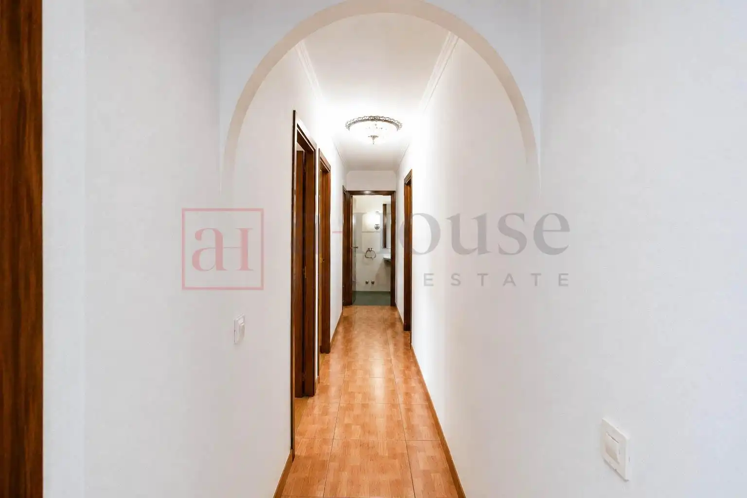 Wohnung zum Verkauf in Madrid mit Klimaanlage, Heizung und Terrasse