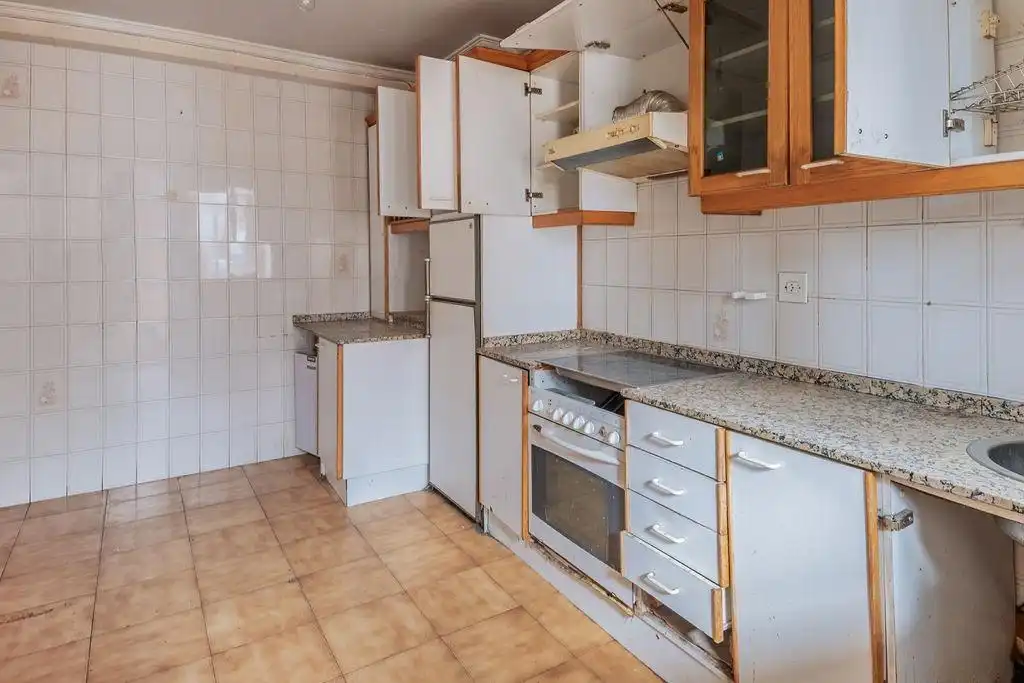 Flat for sale in Calle de Emiliano Sánchez Lombas, imagen 10