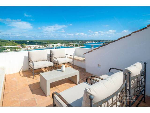 Casa-chalet en Venta en Centre Històric