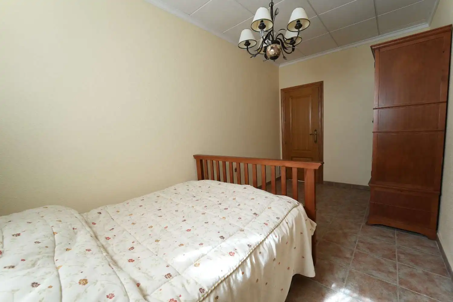 Dormitori de Casa o xalet en venda en Orihuela amb Aire condicionat, Calefacció i Terrassa