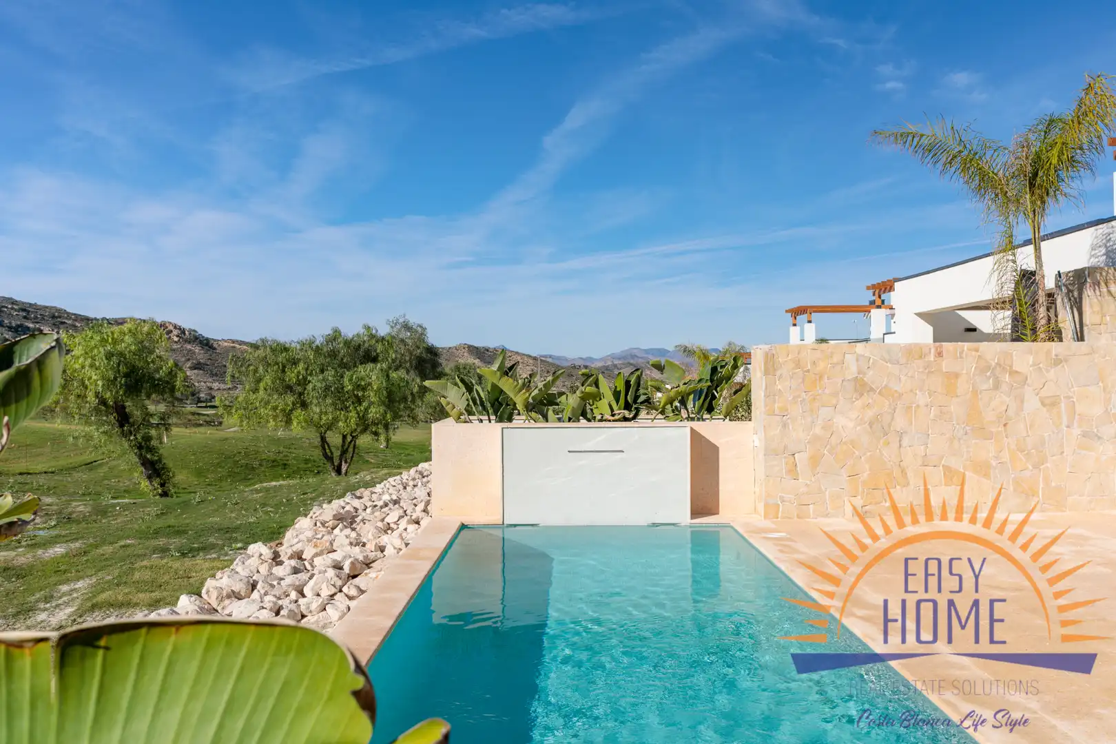 Garden of Houses for sale in Monforte del Cid  with Air Conditioner, Heating and Private garden