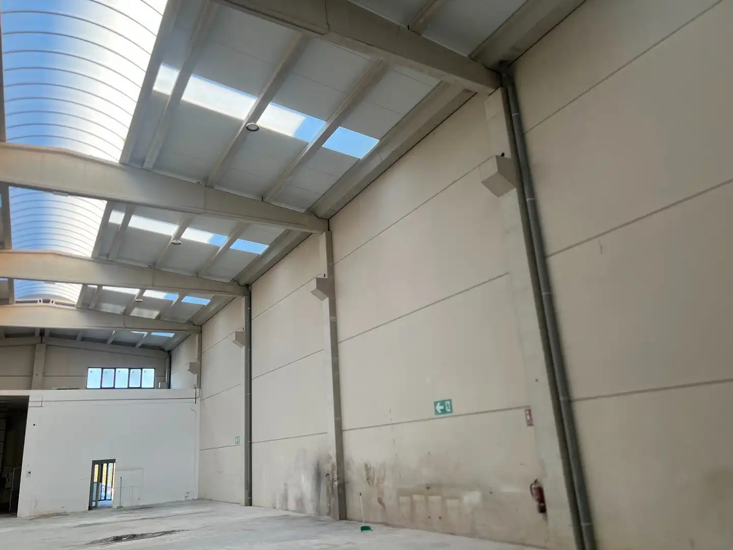 Industriegebäude zur Miete in Rúa Barbeito María, imagen 4