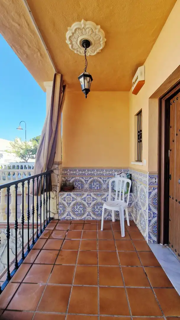 Casa adosada en venta en Calle del Río Darro, Centro