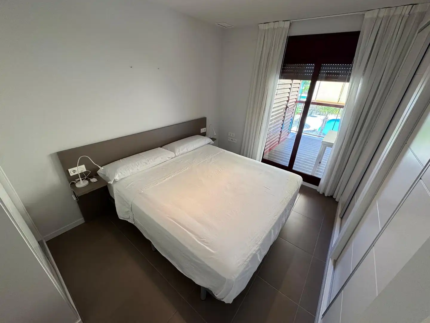 Apartamento con terraza en alquiler en Mil Palmeras, imagen 5