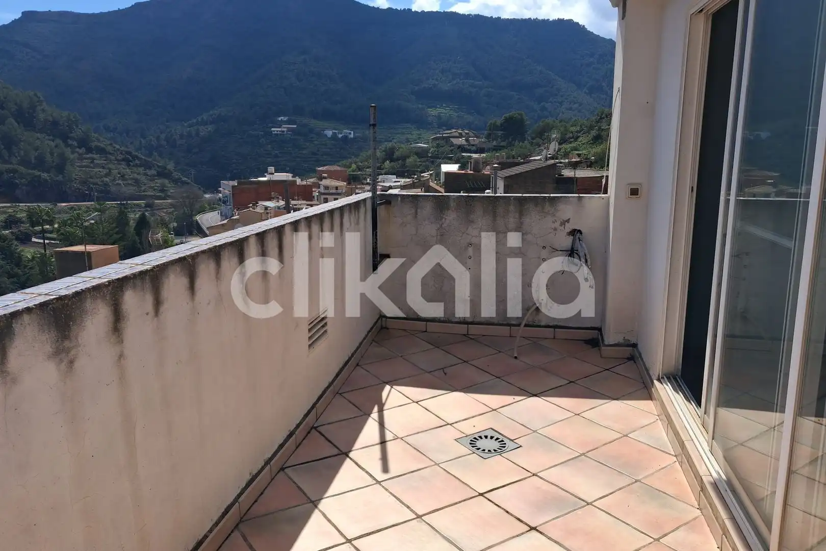 Vista exterior de Casa adosada en venda en Alfondeguilla amb Calefacció i Terrassa