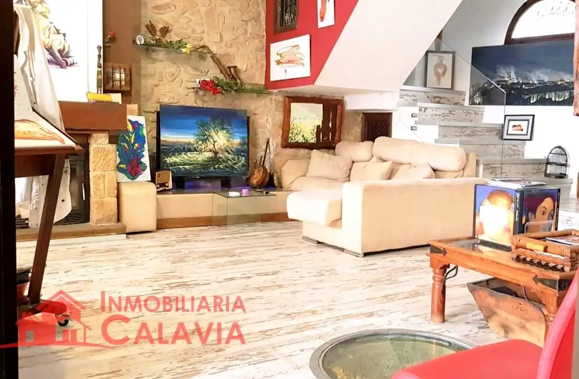 House for sale in Baeza