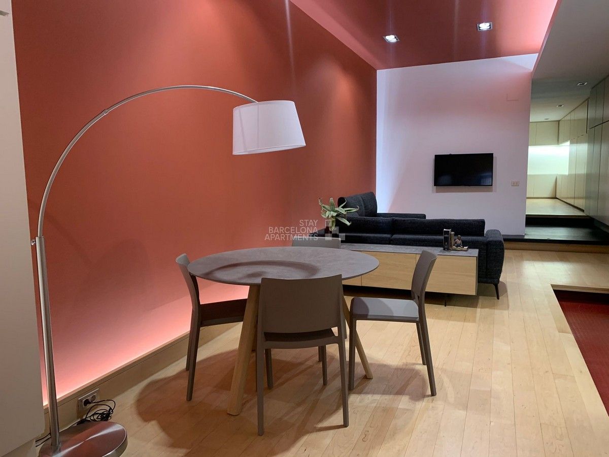 Dining room of Planta baja to rent in  Barcelona Capital  with Air Conditioner, Heating and Parquet flooring