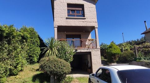 Chalet de piedra de 3 dormitorios, 2 baños, situado en una preciosa parcela de 460m2. Con preciosas vistas y muy bien comunicado., imagen 2