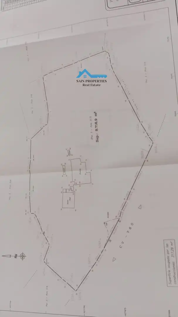 Finca rústica en venta en La Nucia con Jardín privado, Terraza y Trastero
