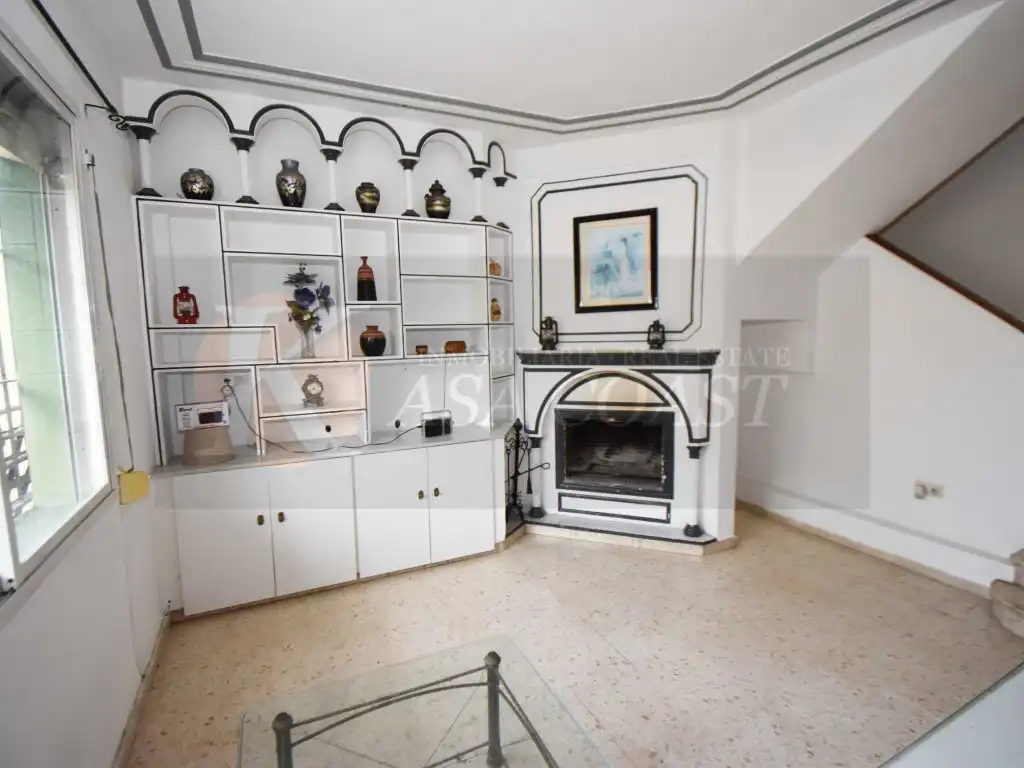 Casa adosada en venta en Los Boliches