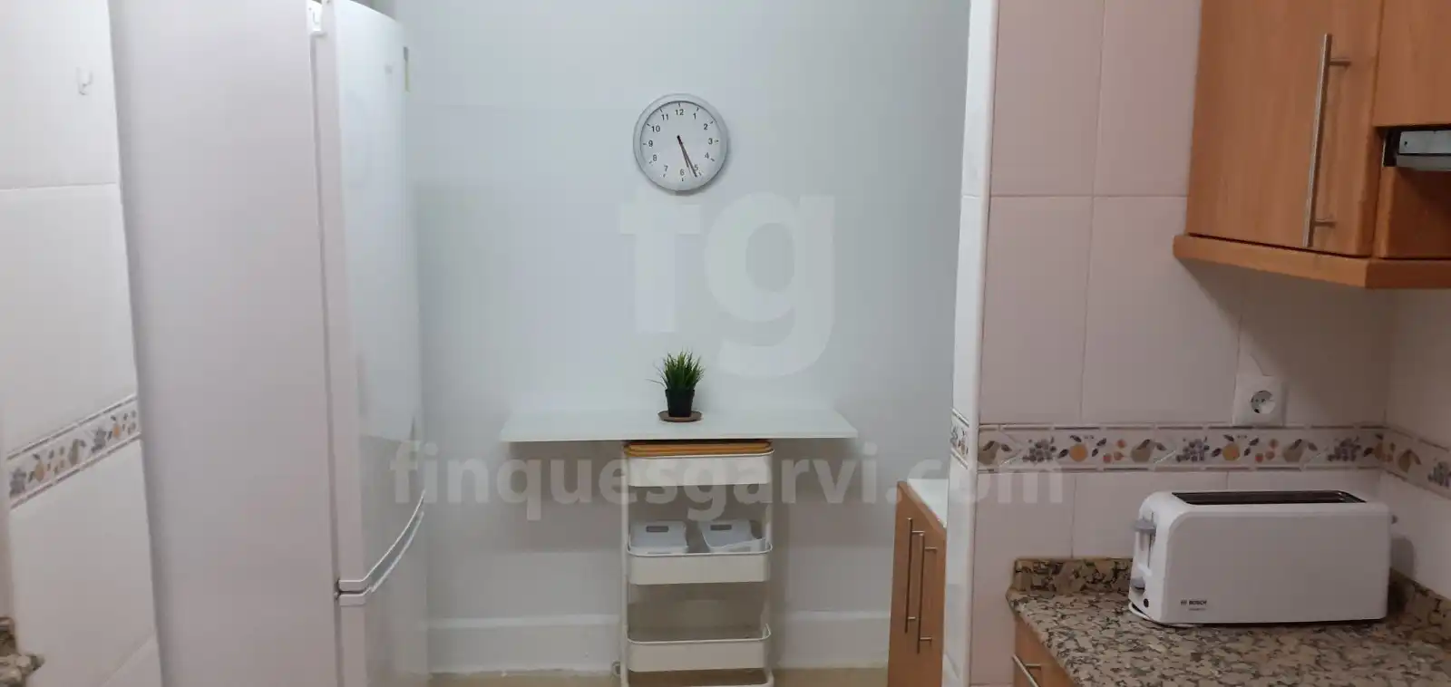 Küche von Wohnung zur Miete in L'Hospitalet de Llobregat mit Klimaanlage und Balkon
