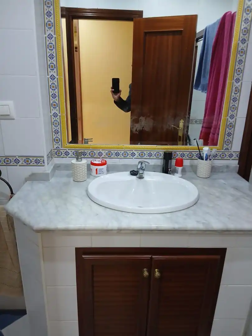 Bany de Pis en venda en Arcos de la Frontera amb Balcó