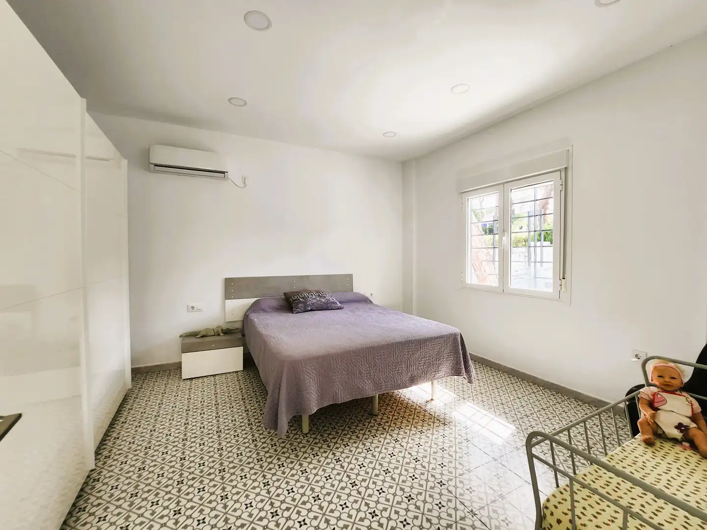 Habitación de Casa o chalet en venta en Alcalá de Guadaira con Aire acondicionado, Calefacción y Jardín privado