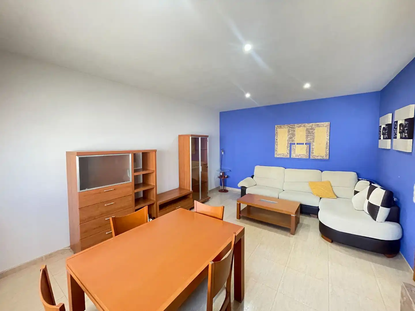 Sala d'estar de Casa o xalet en venda en L'Aldea amb Calefacció, Terrassa i Traster
