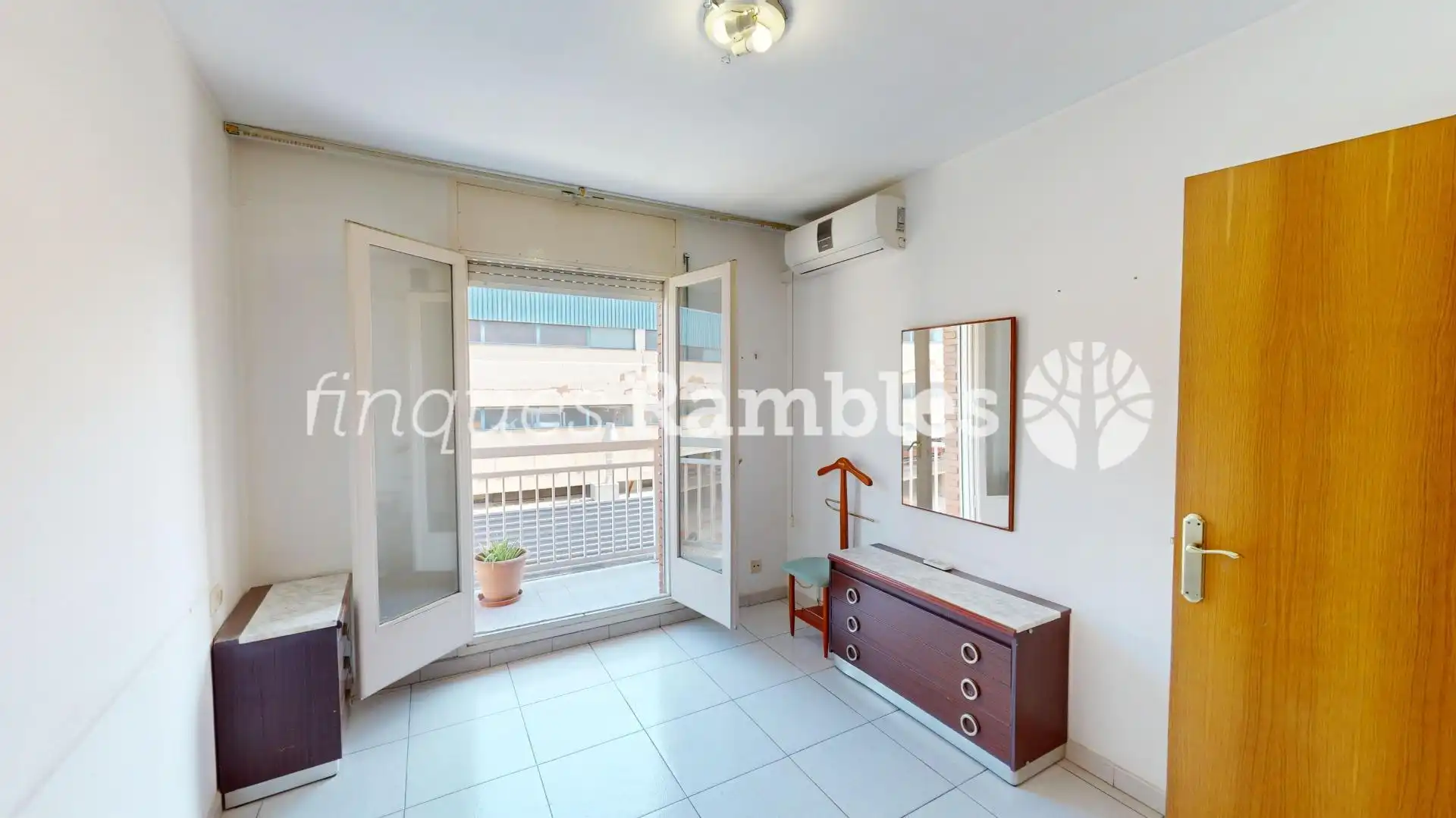 Vista exterior de Piso en venta en Igualada con Terraza y Trastero