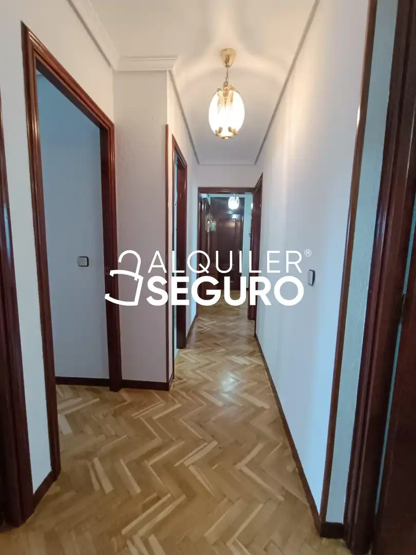 Flat for rent in Madrid  with Air Conditioner, Heating and Terrace