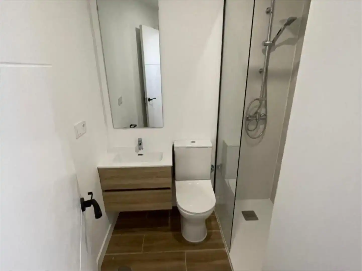 Bathroom of Flat for rent in Alcalá de Henares