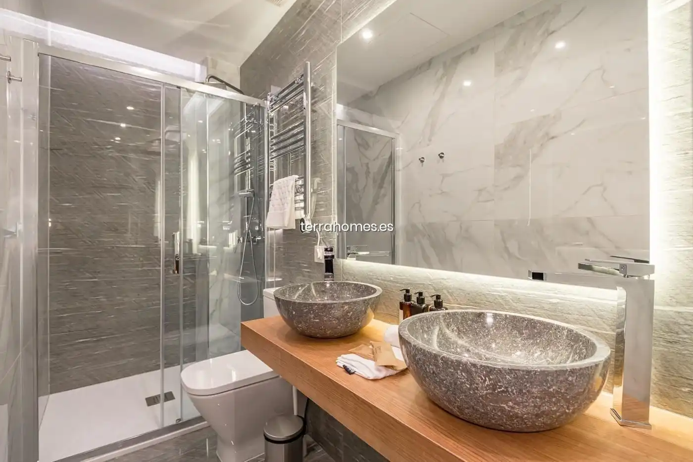 Baño de Apartamento en venta en Madrid con Aire acondicionado y Amueblado