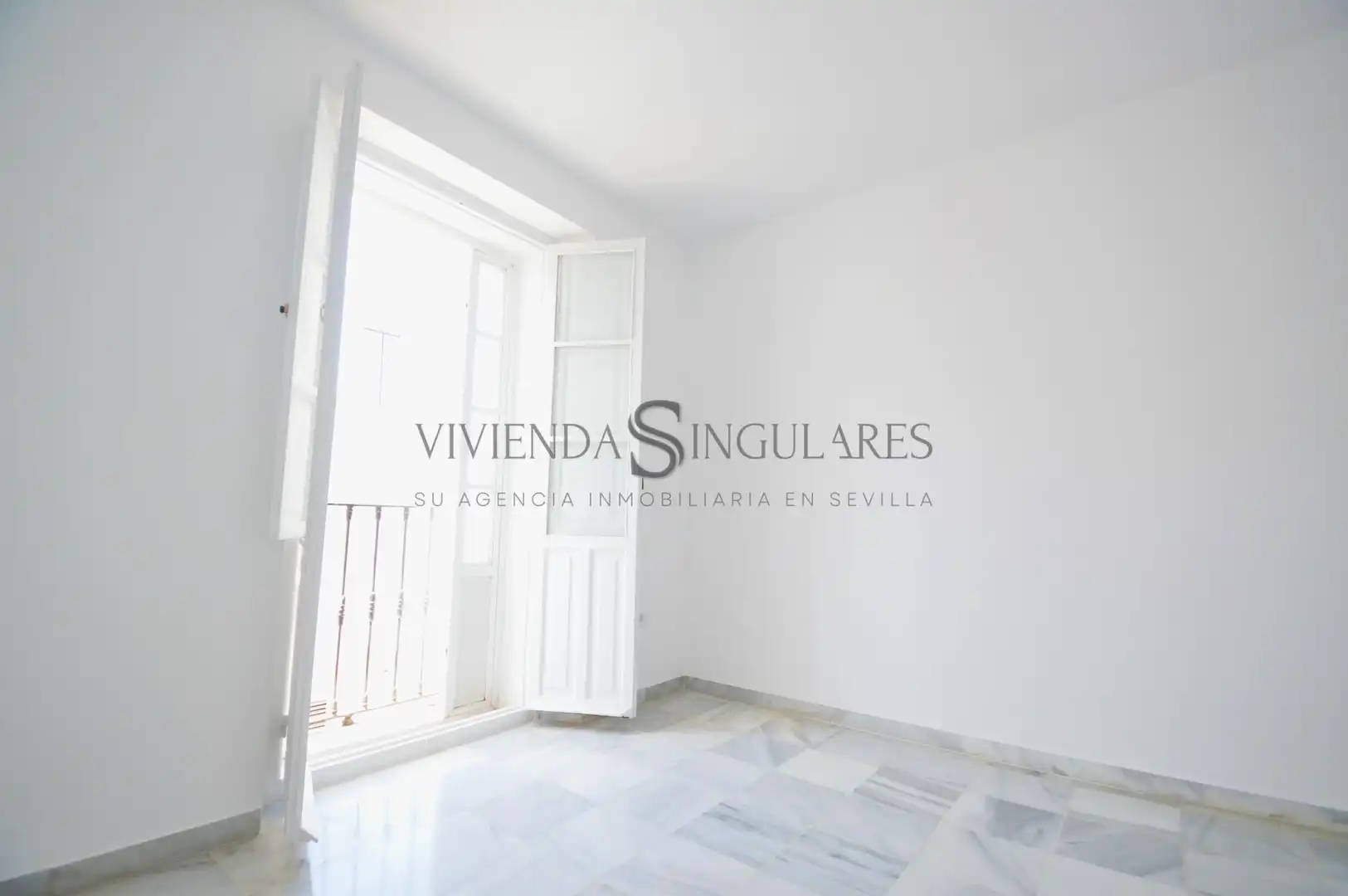 Habitación de Ático de alquiler en Sevilla con Aire acondicionado, Calefacción y Terraza