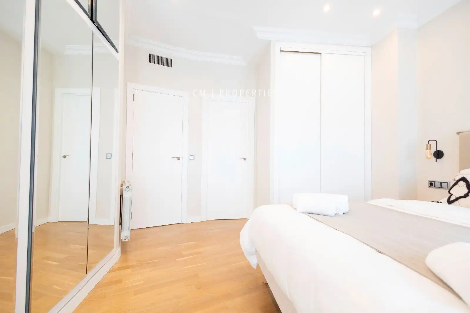 Wohnung zur Miete in Marques del Turia, Gran Via