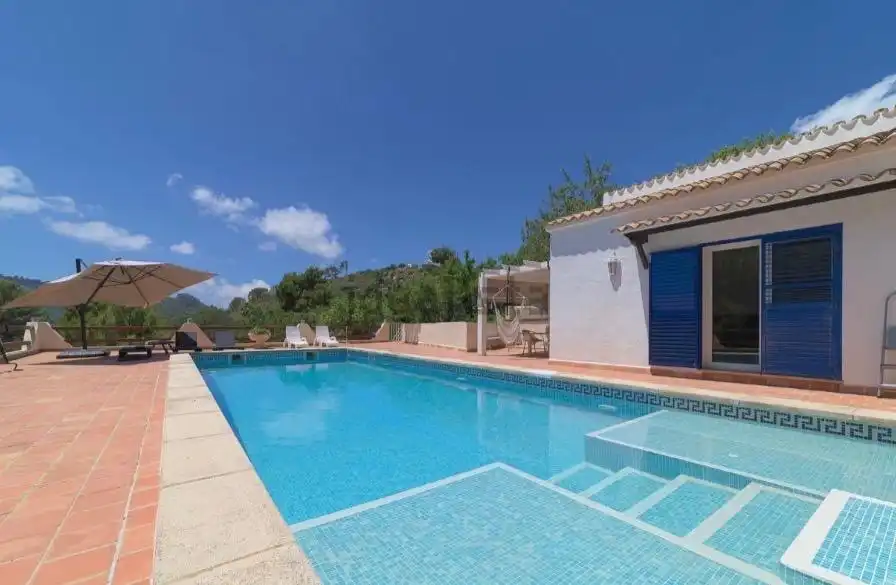 Piscina de Casa o xalet en venda en Calvià amb Aire condicionat, Calefacció i Jardí privat