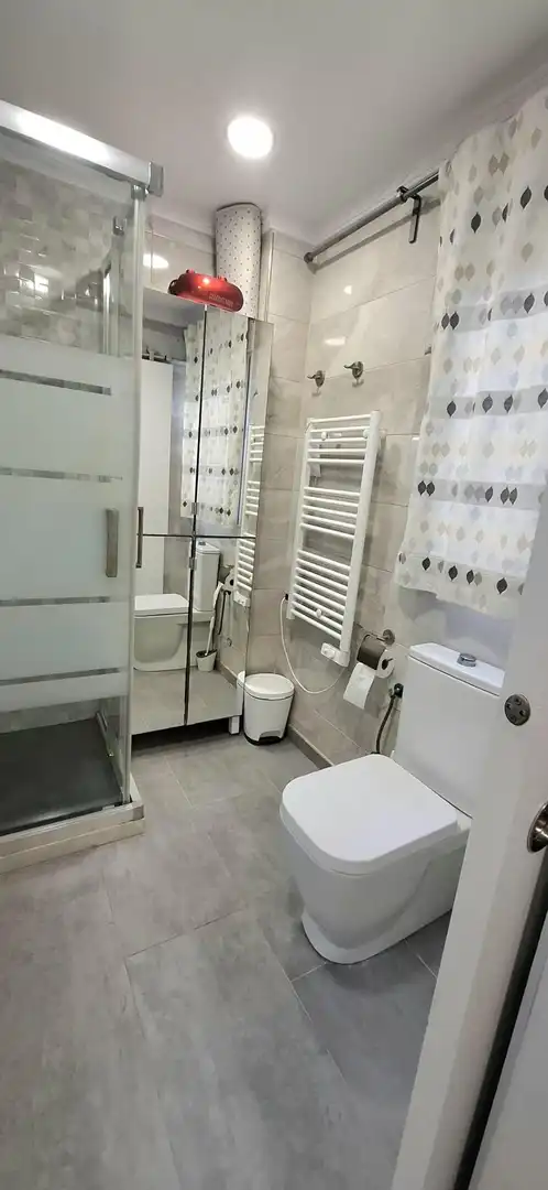 Bany de Casa o xalet en venda en Dos Hermanas amb Aire condicionat, Calefacció i Terrassa