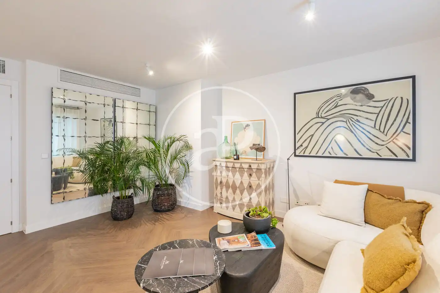 Living room of Attic for sale in Ciudad Lineal