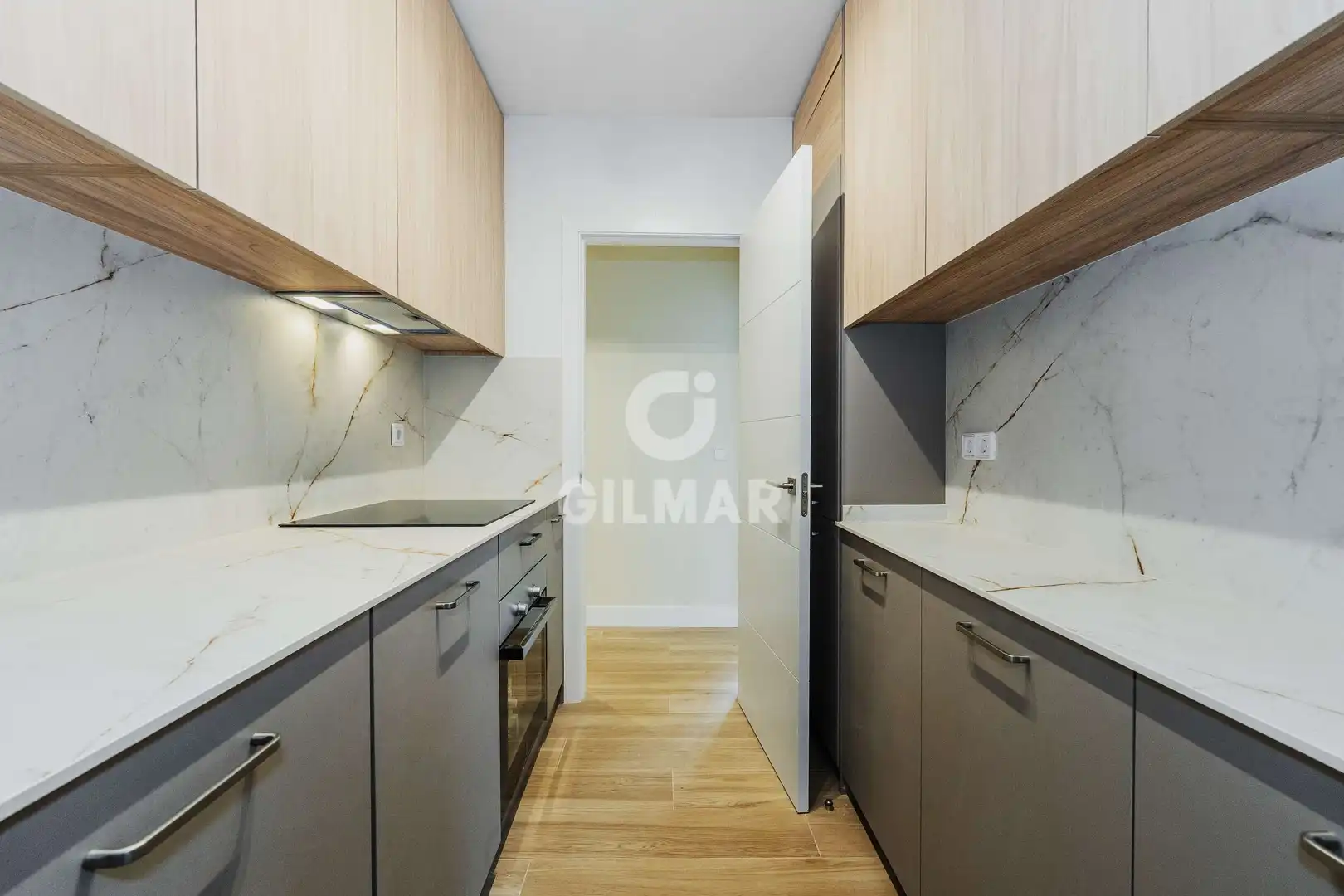 Cocina de Piso en venta en Madrid con Calefacción