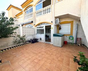 Garden of House or chalet for sale in Torrevieja  with Terrace, Furnished and Oven