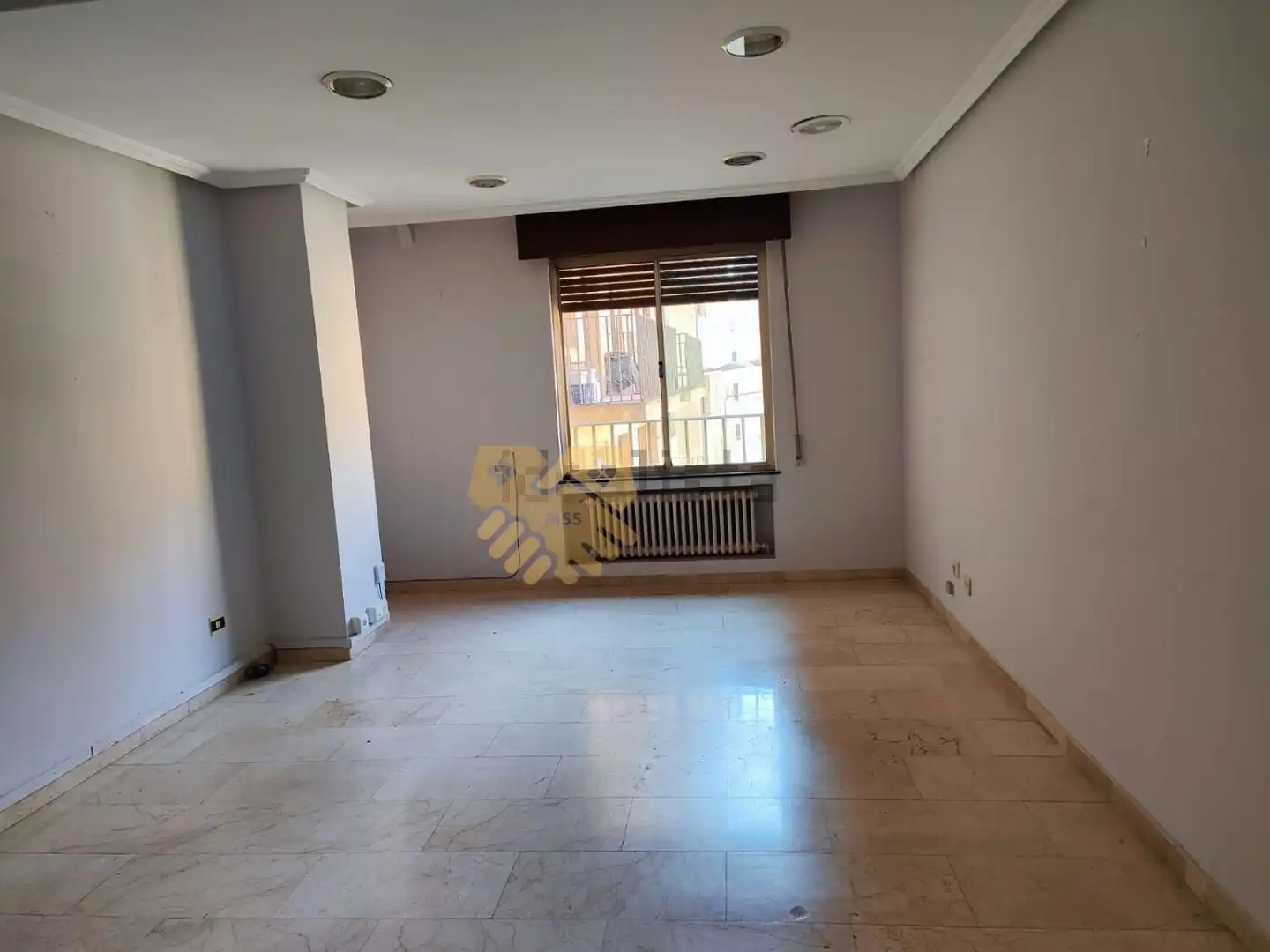 Office for rent in Salamanca  with Heating