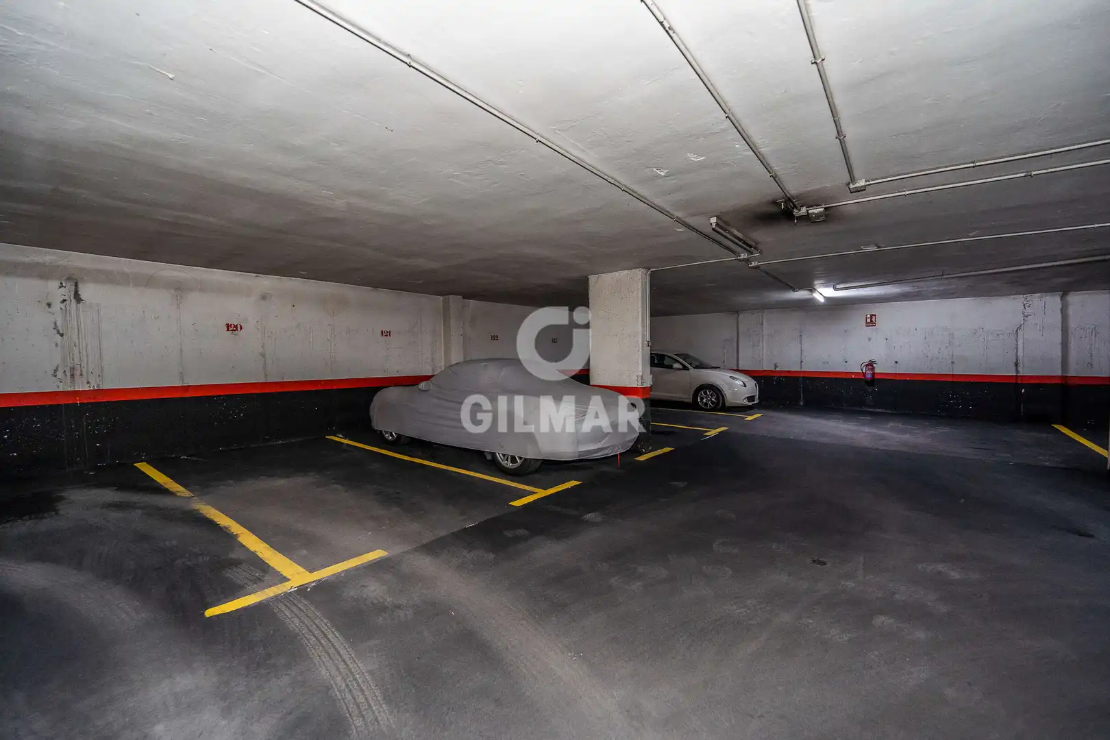 Aparcament de Garatge en venda en Madrid