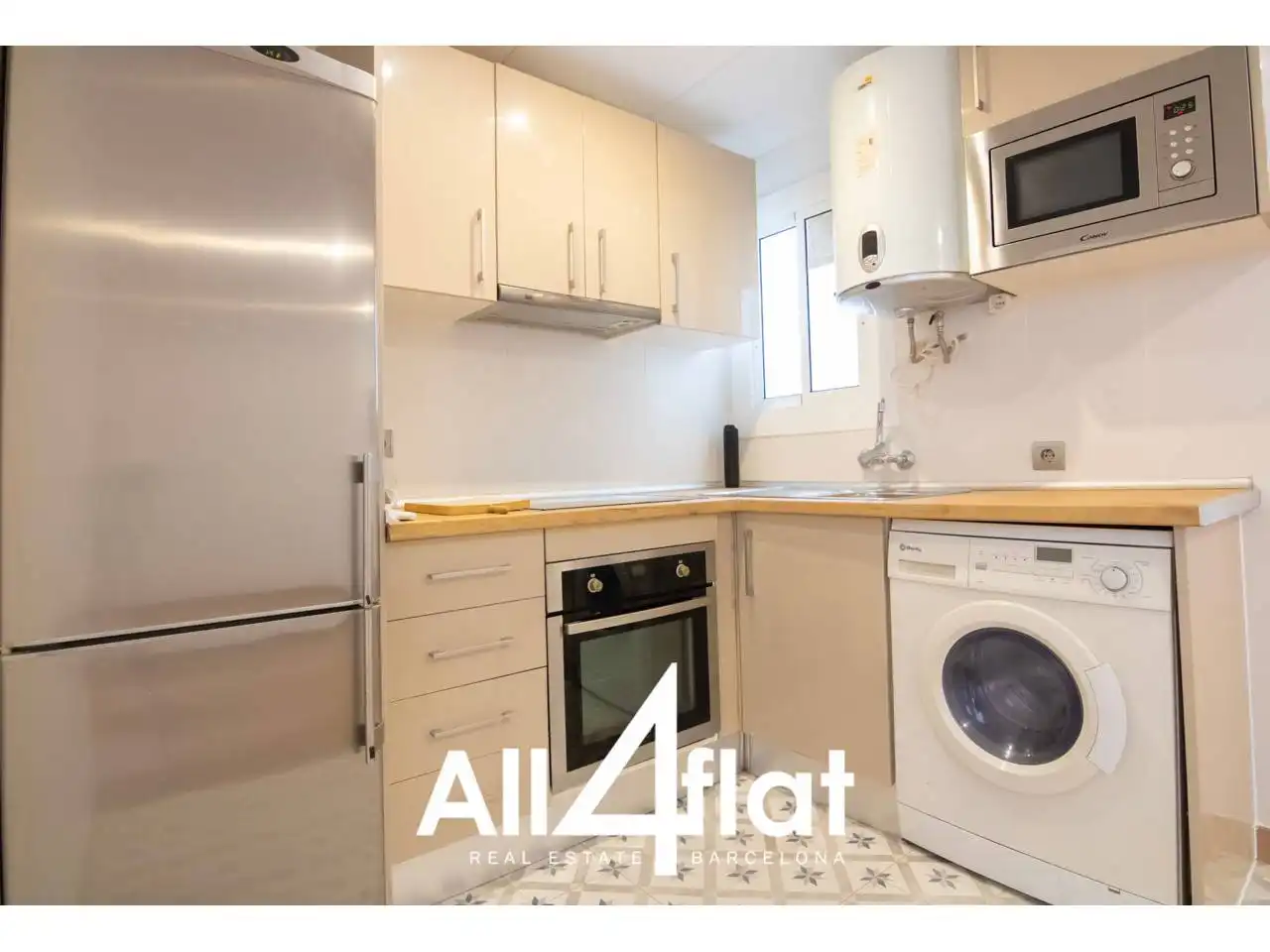 Wohnung zur Miete in Calle Rafael Campalans, La Torrassa