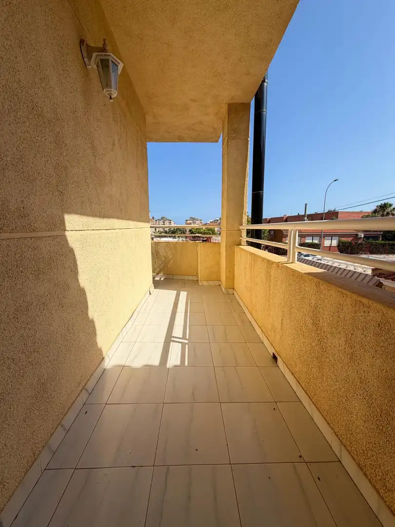 Casa amb terrassa en venda a Calle ALAMEDA, imagen 25
