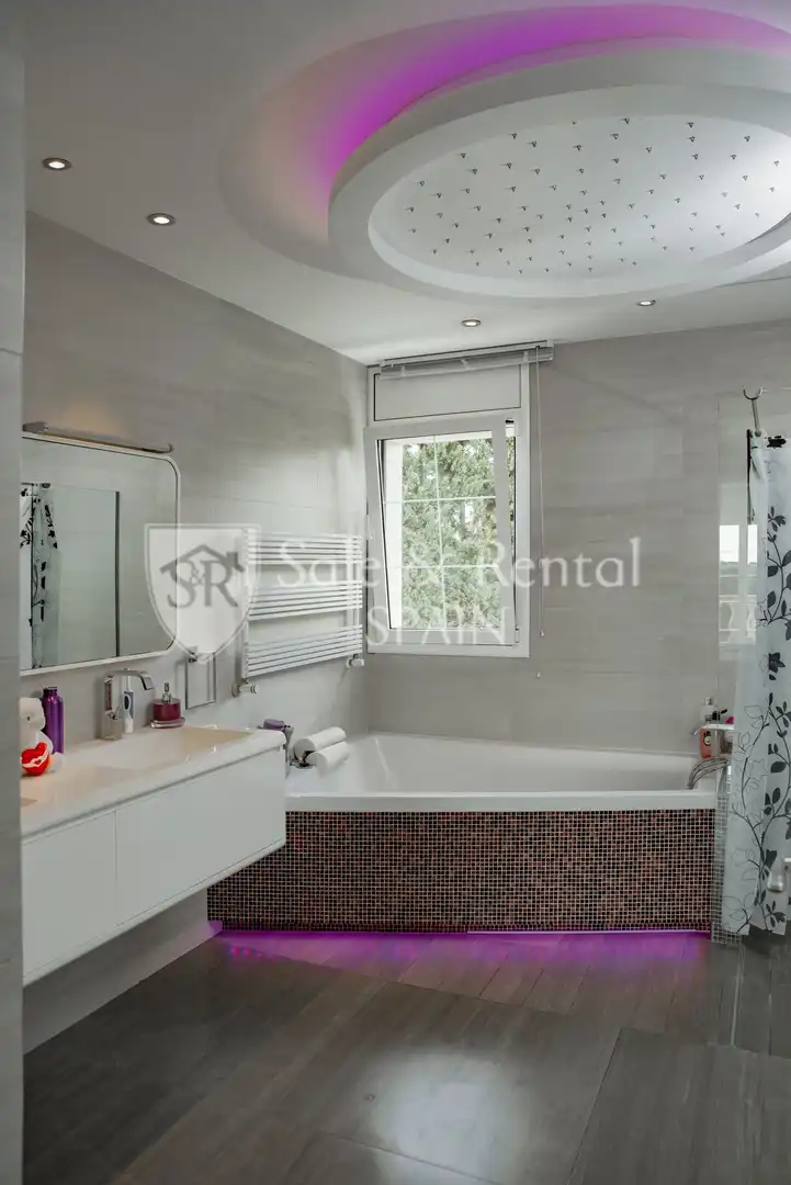 Casa con piscina in vendita a Condado del Jaruco - Puigventós, imagen 57