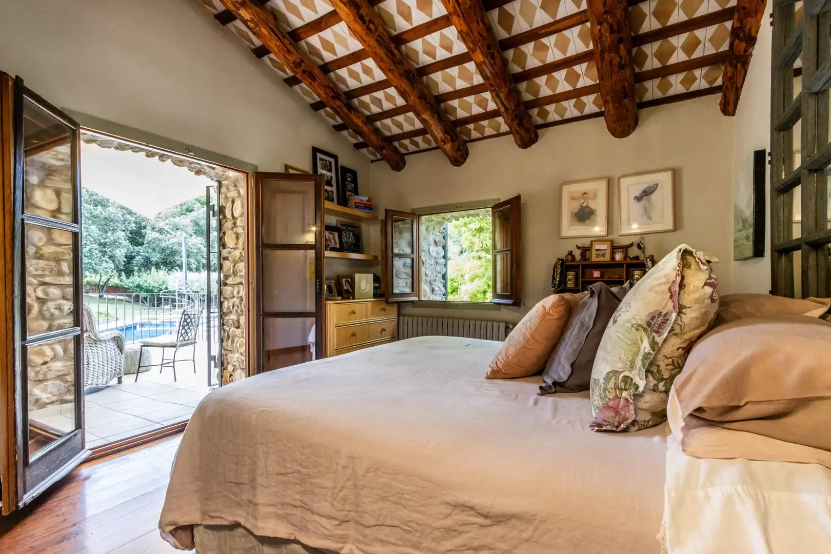 Habitación de Finca rústica en venta en Esponellà con Calefacción, Jardín privado y Terraza
